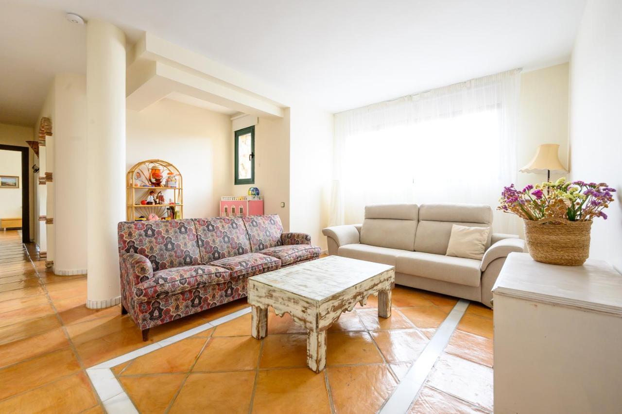 Villa Saguaro Malaga 알하우린데라토레 외부 사진